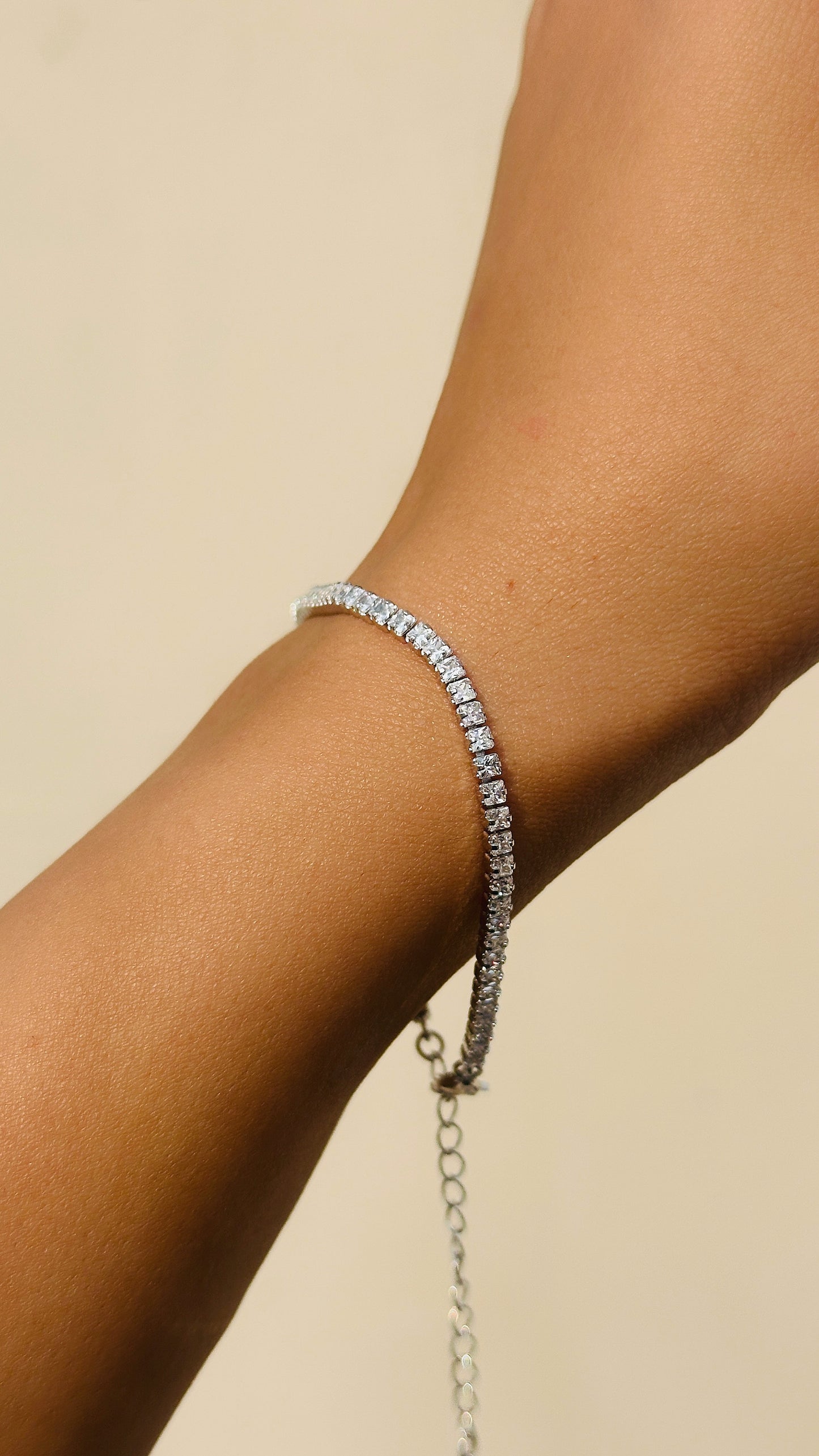 tennis bracelet (2.5mm)