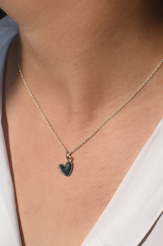 Black Bliss Neckpiece