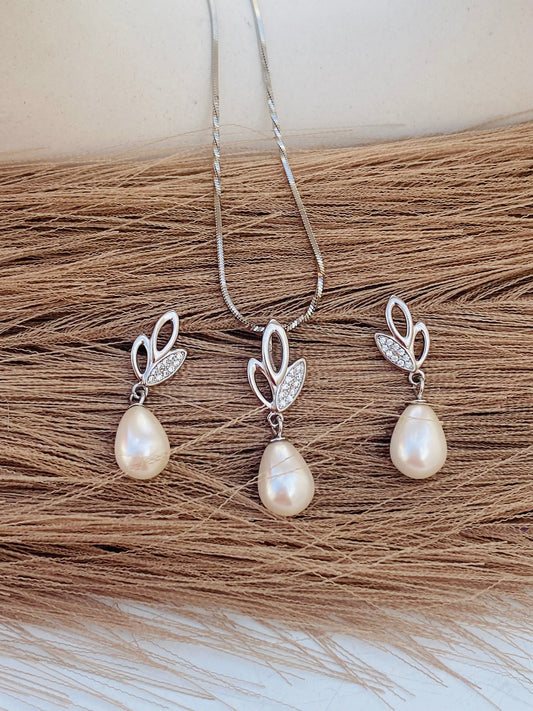 Pearl Elegance Set