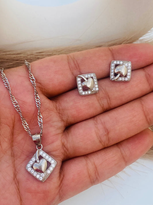 Framed Heart Pendant Set