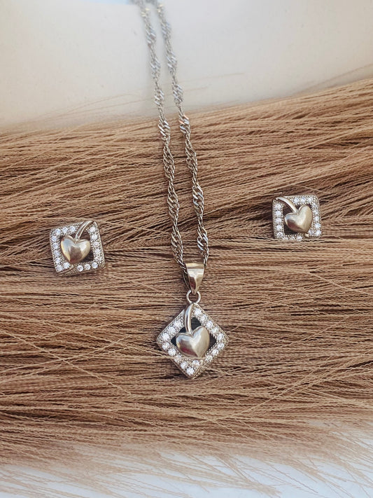 Framed Heart Pendant Set