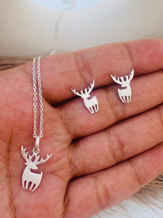 Mystic Deer Pendant Set