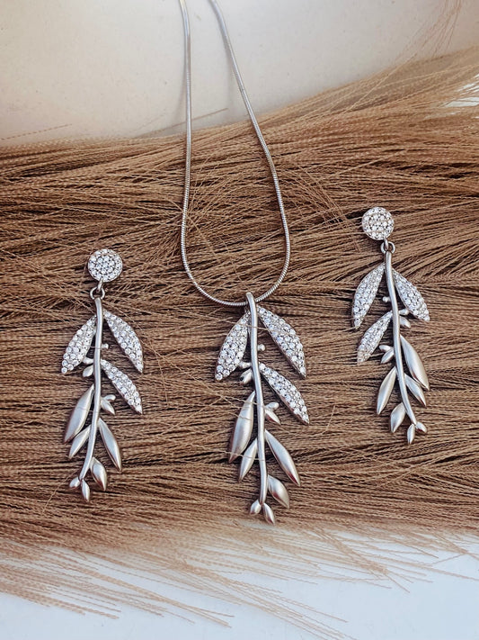Celestial Leaf Pendant Set