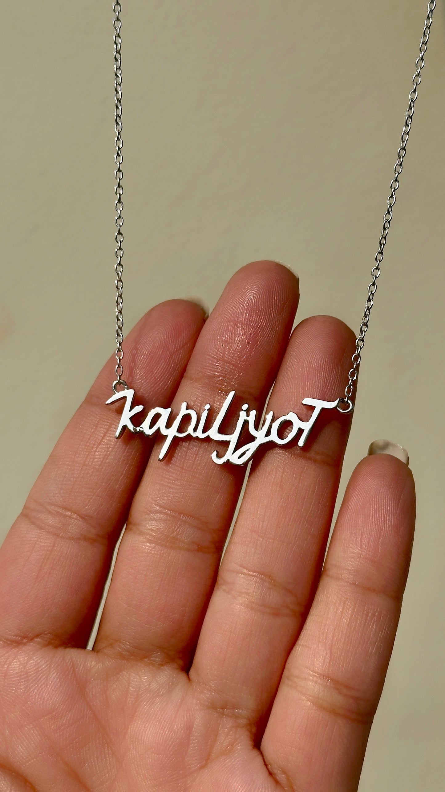 personalized couple name neckpiece