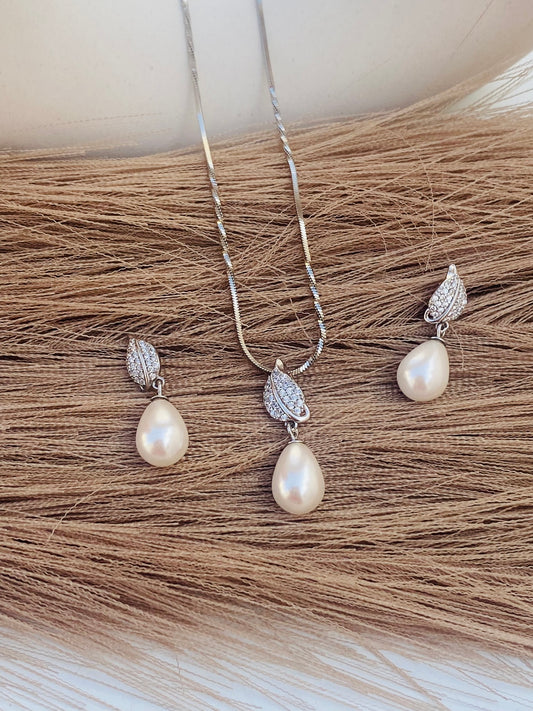 Pearl Elegance Set