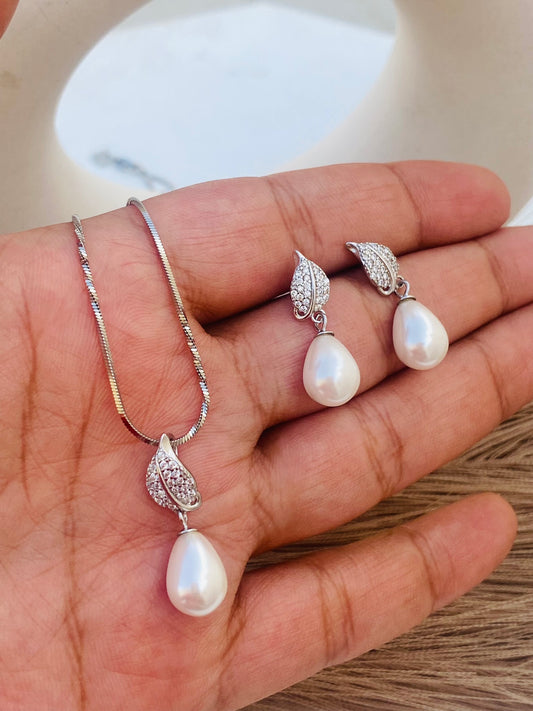 Pearl Elegance Set