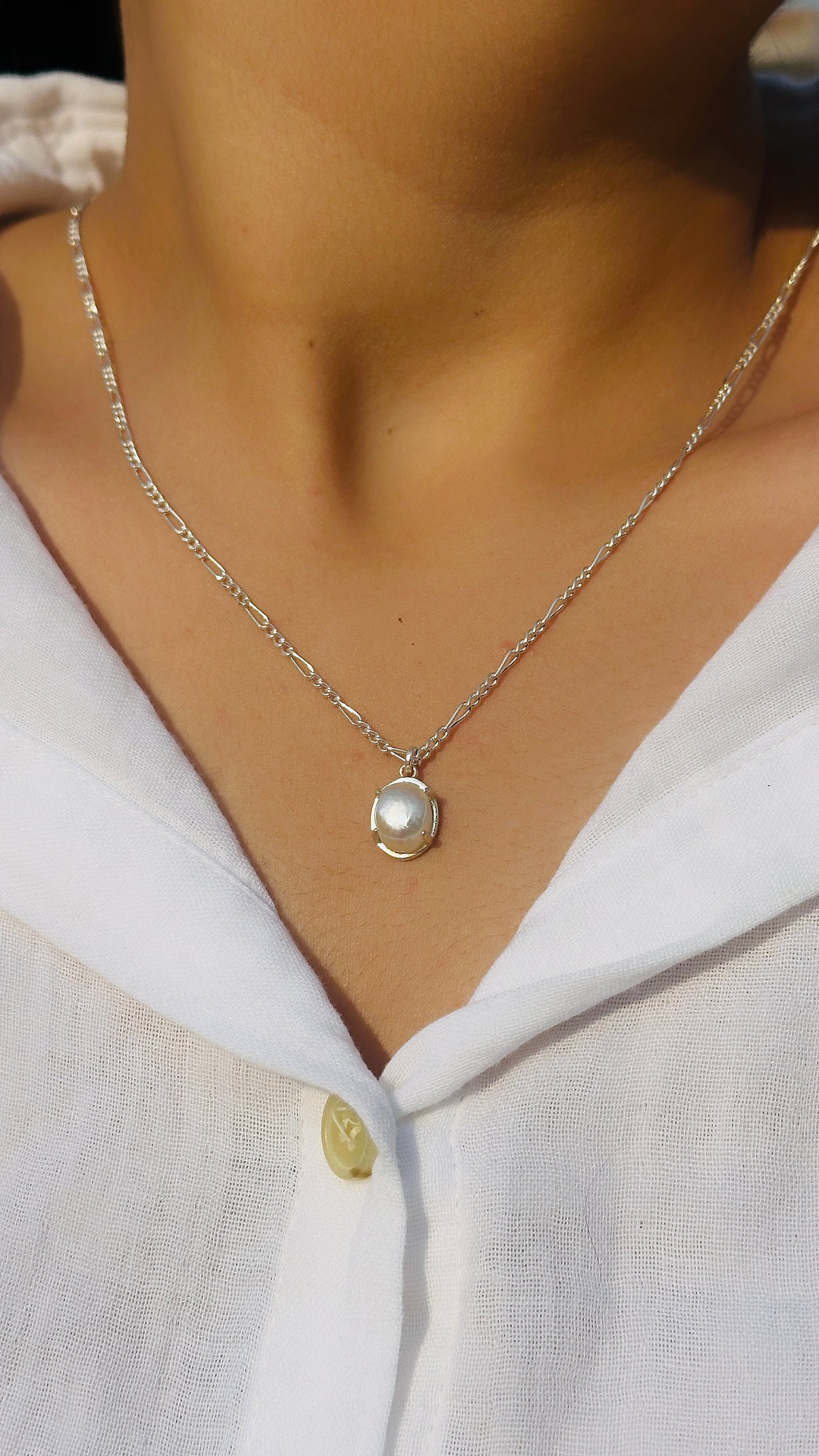 pearl grace neckpiece