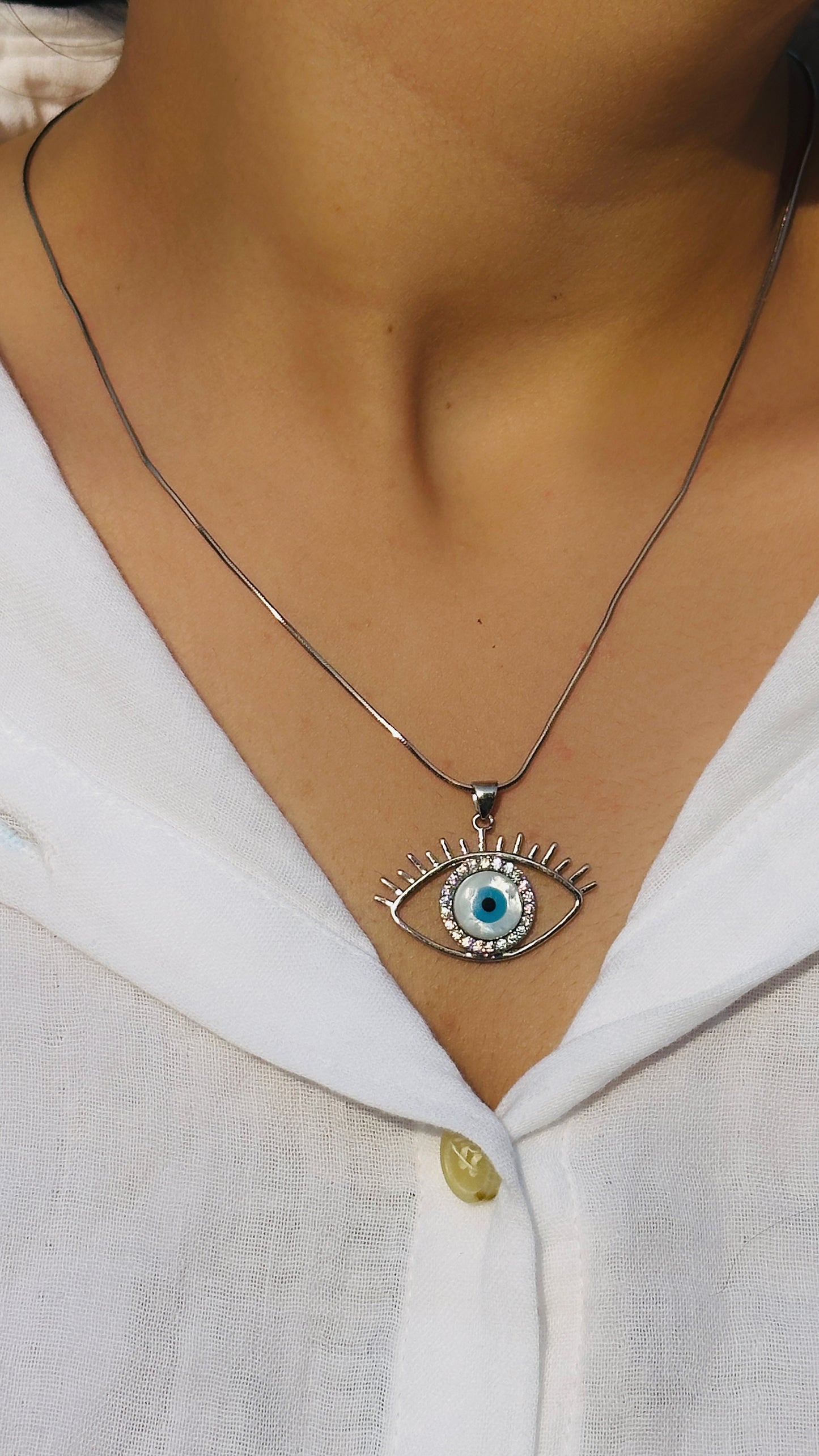 mystic eye neckpiece