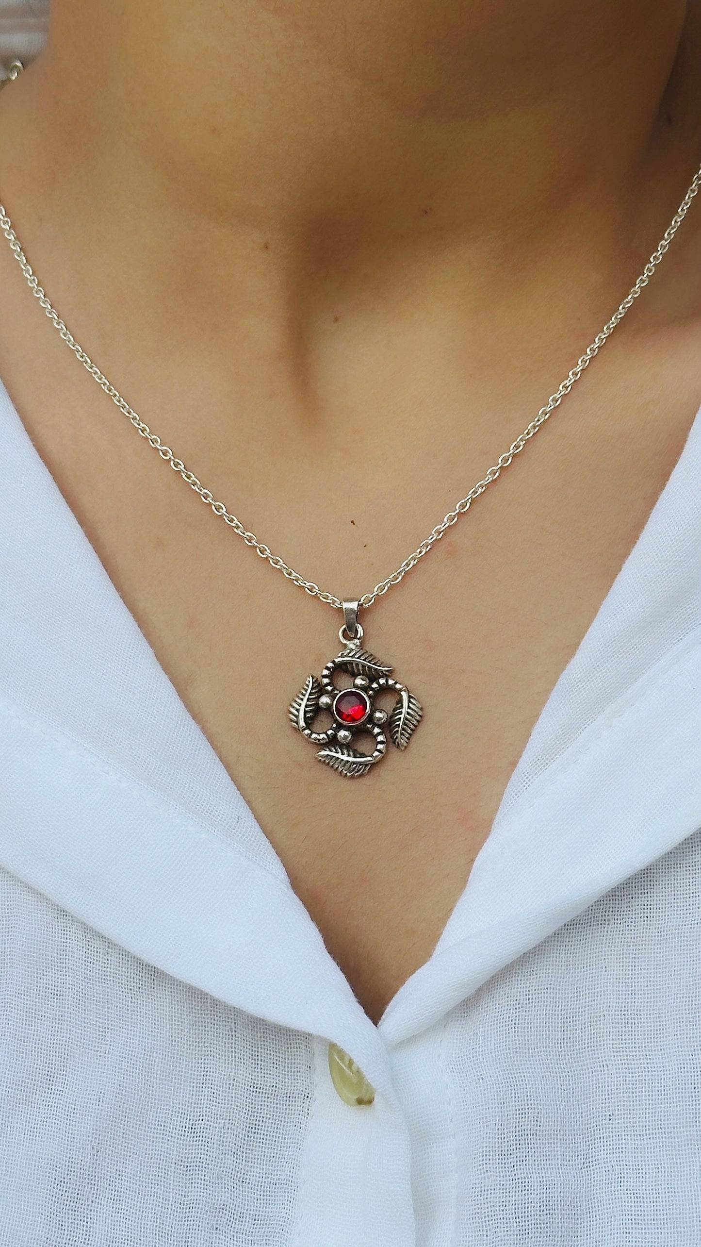 shubh swastik pendant