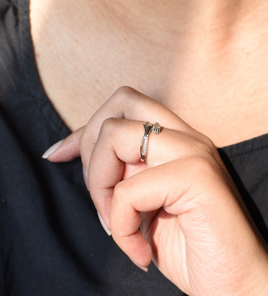 Hug Ring