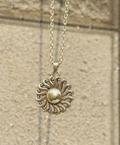 Mid Ball Flower Pendant