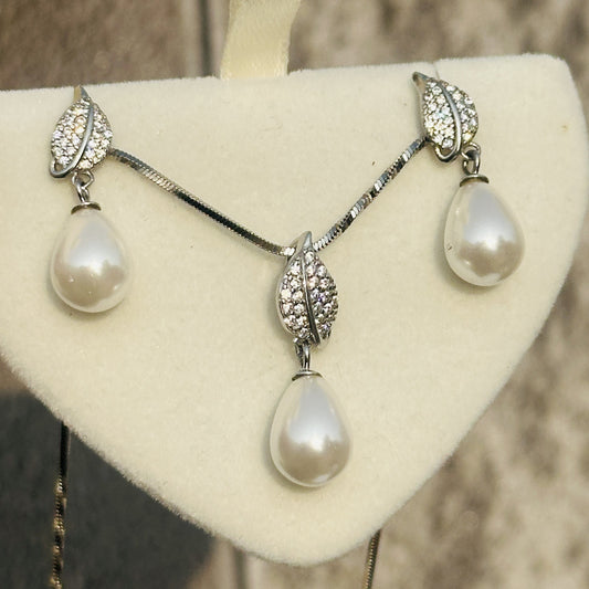 Pearl Elegance Set