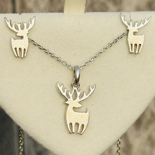 Mystic Deer Pendant Set