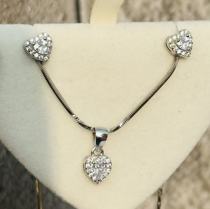 Sparkling Heart Pendant Set