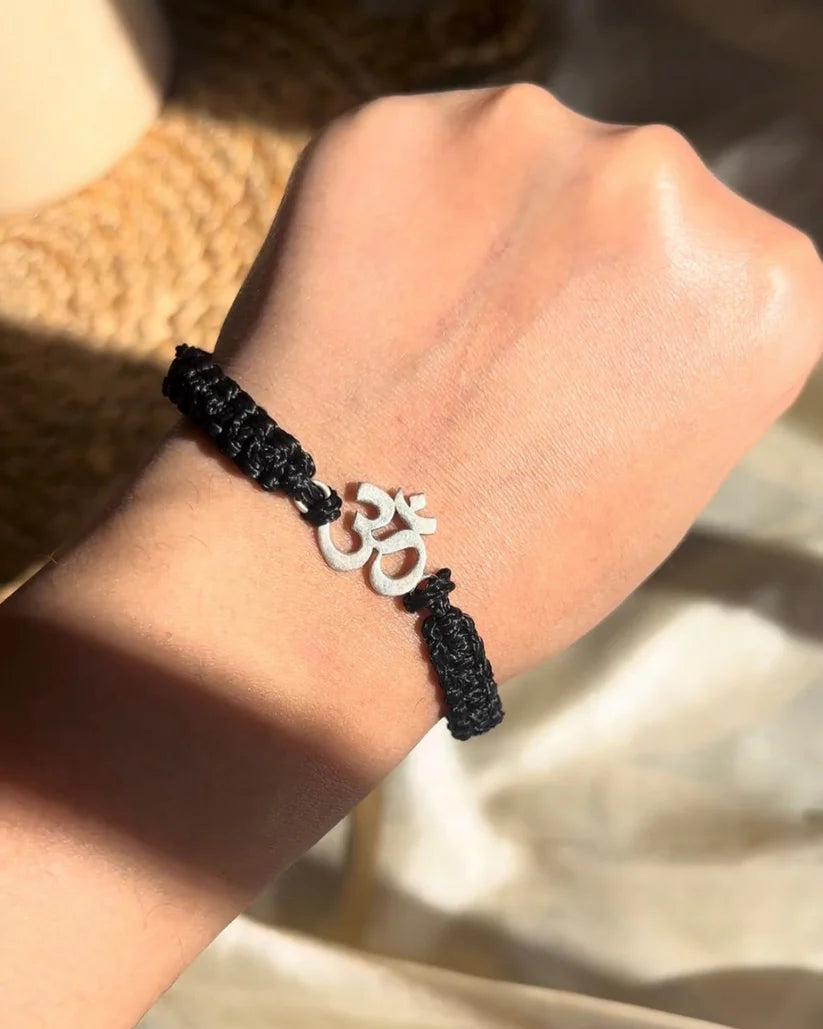 divine om band