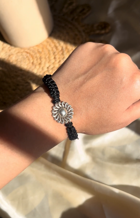 Mid Ball Flower Band