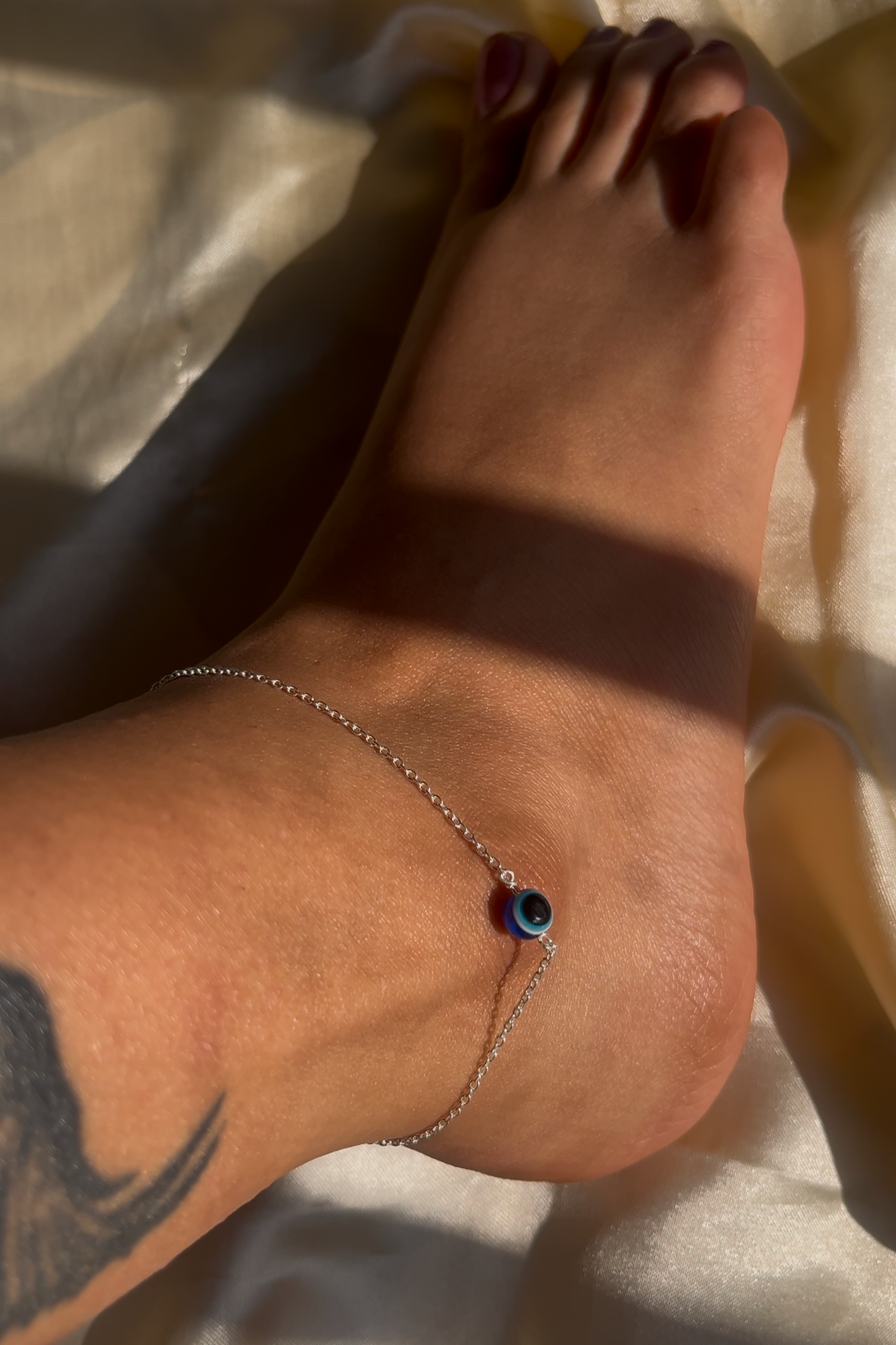 blue eye anklets