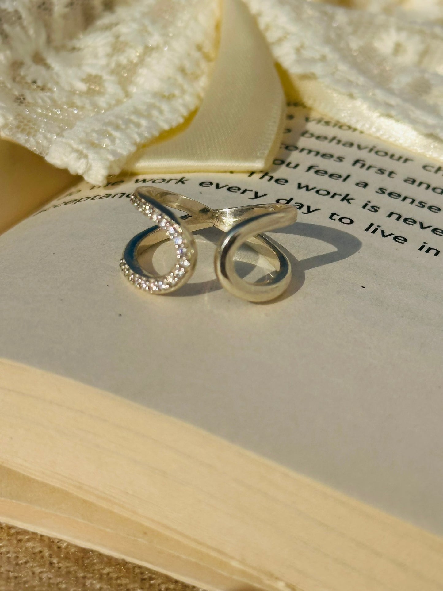 luna nova ring