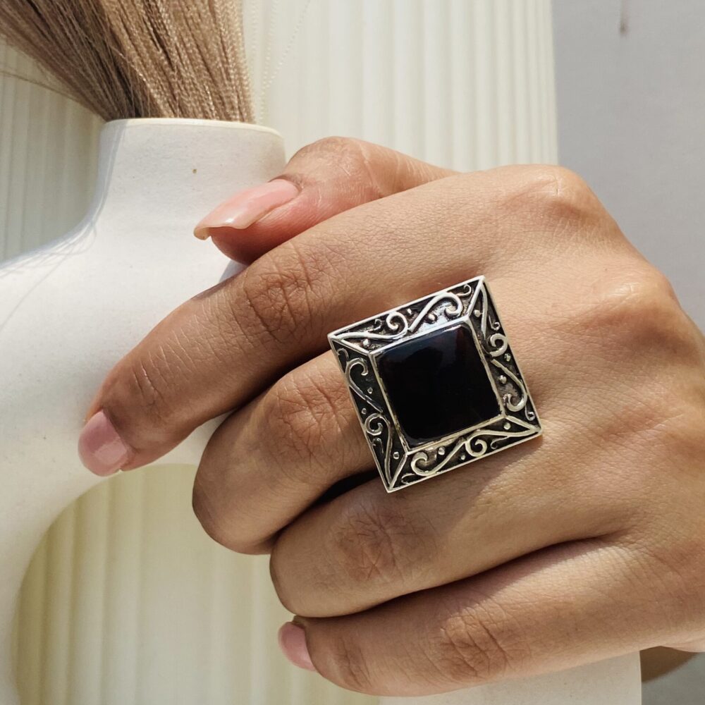 Glorious Garnet Ring
