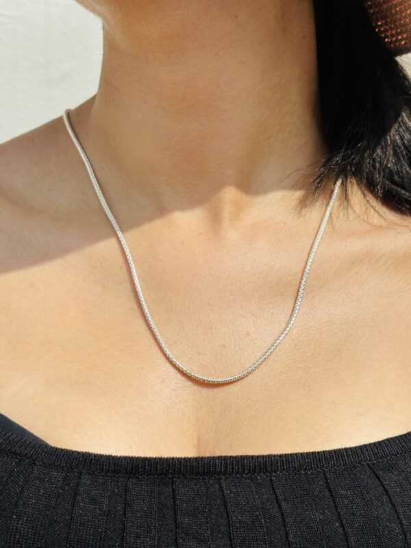 Herringbone Chain