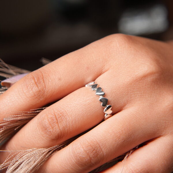 Sweetheart ring