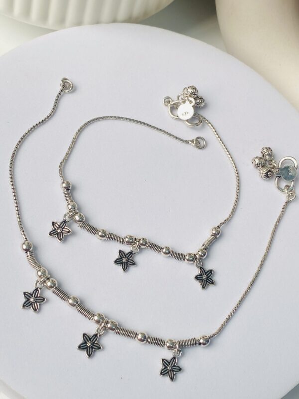 Oxo Star Anklet - Image 3