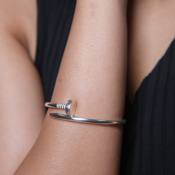 Nail Bangle