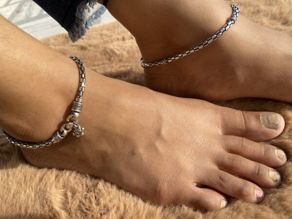 Block Chain Oxodised Anklet - Image 5