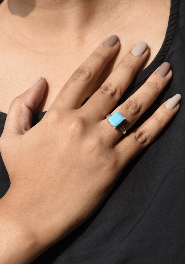 Turquoise crest ring