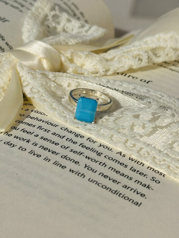 Turquoise crest ring - Image 2