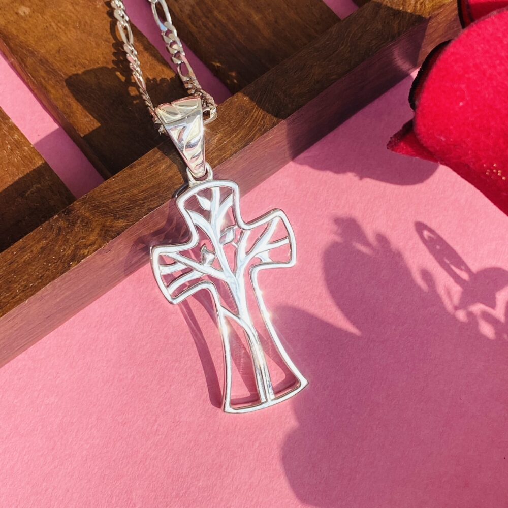 Cross Cum Tree Neckpiece