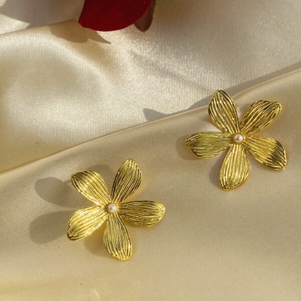 Fancy Floral Studs - Image 7