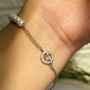 Smiley Pearl Bracelet