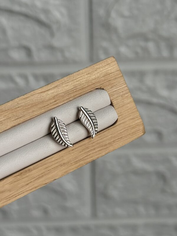 Leafy Delight Studs