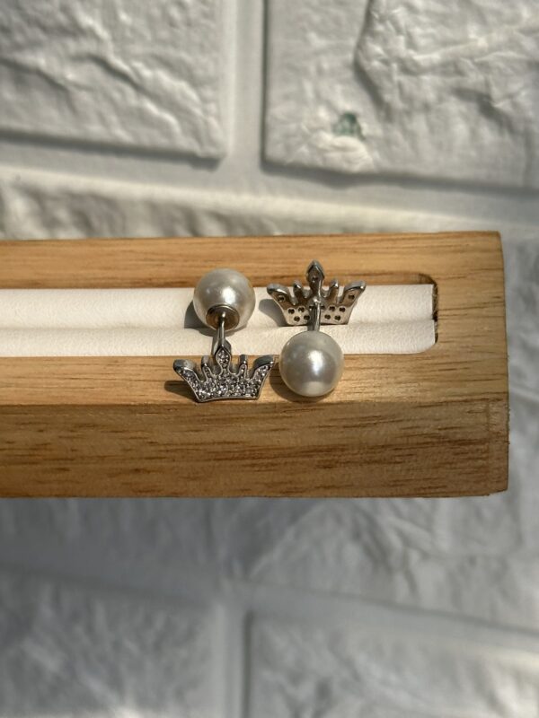 Minimal Studs - Image 2