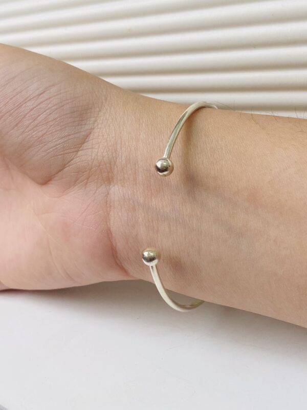 Minimal Bangle Adjustable - Image 4