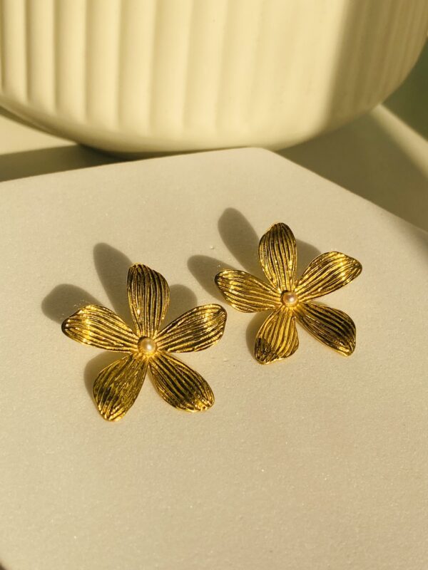 Fancy Floral Studs - Image 3