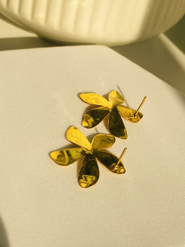Fancy Floral Studs - Image 2