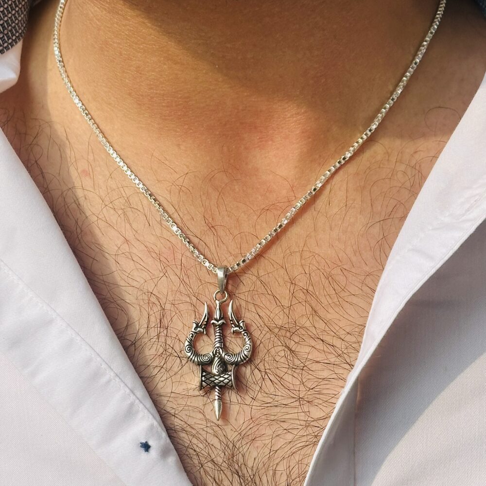 Oxo Trishul Chain Locket