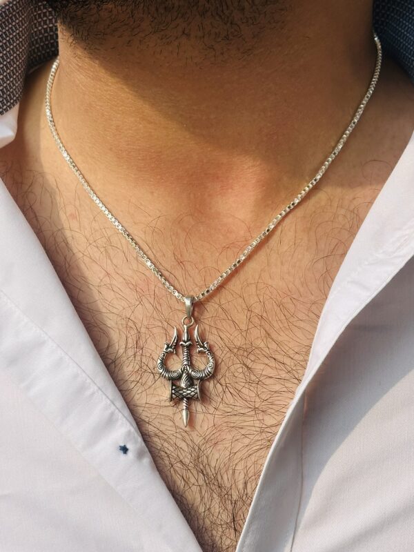 Oxo Trishul Chain Locket