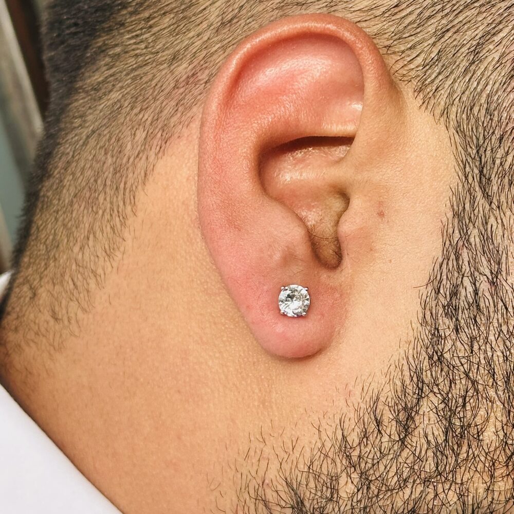 Roundstone Studs