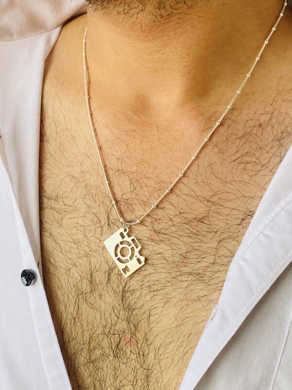 The Photographer Chain Locket - Image 3