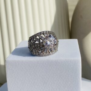 Queen Solitaire Ring - Image 2