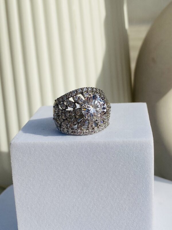 Queen Solitaire Ring - Image 2