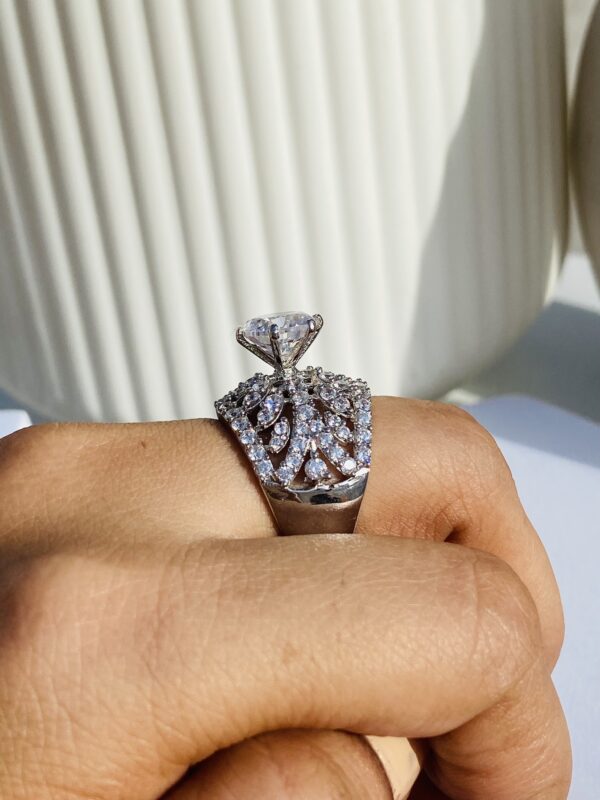Queen Solitaire Ring - Image 5