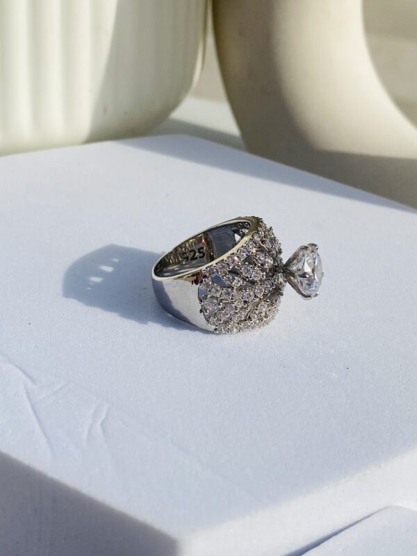 Queen Solitaire Ring - Image 4