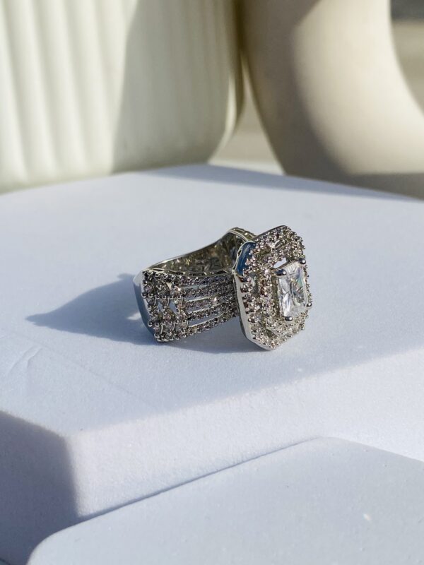 Queen Solitaire Ring - Image 6