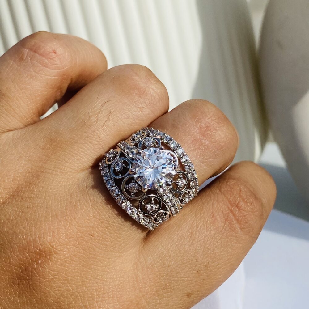 Queen Solitaire Ring
