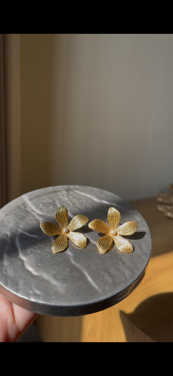 Fancy Floral Studs - Image 5