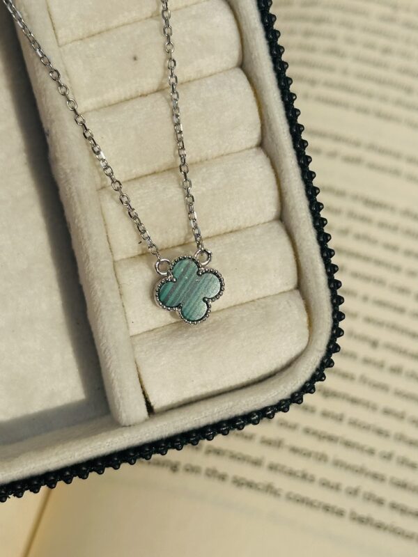Emerald Bloom Neckpiece - Image 2